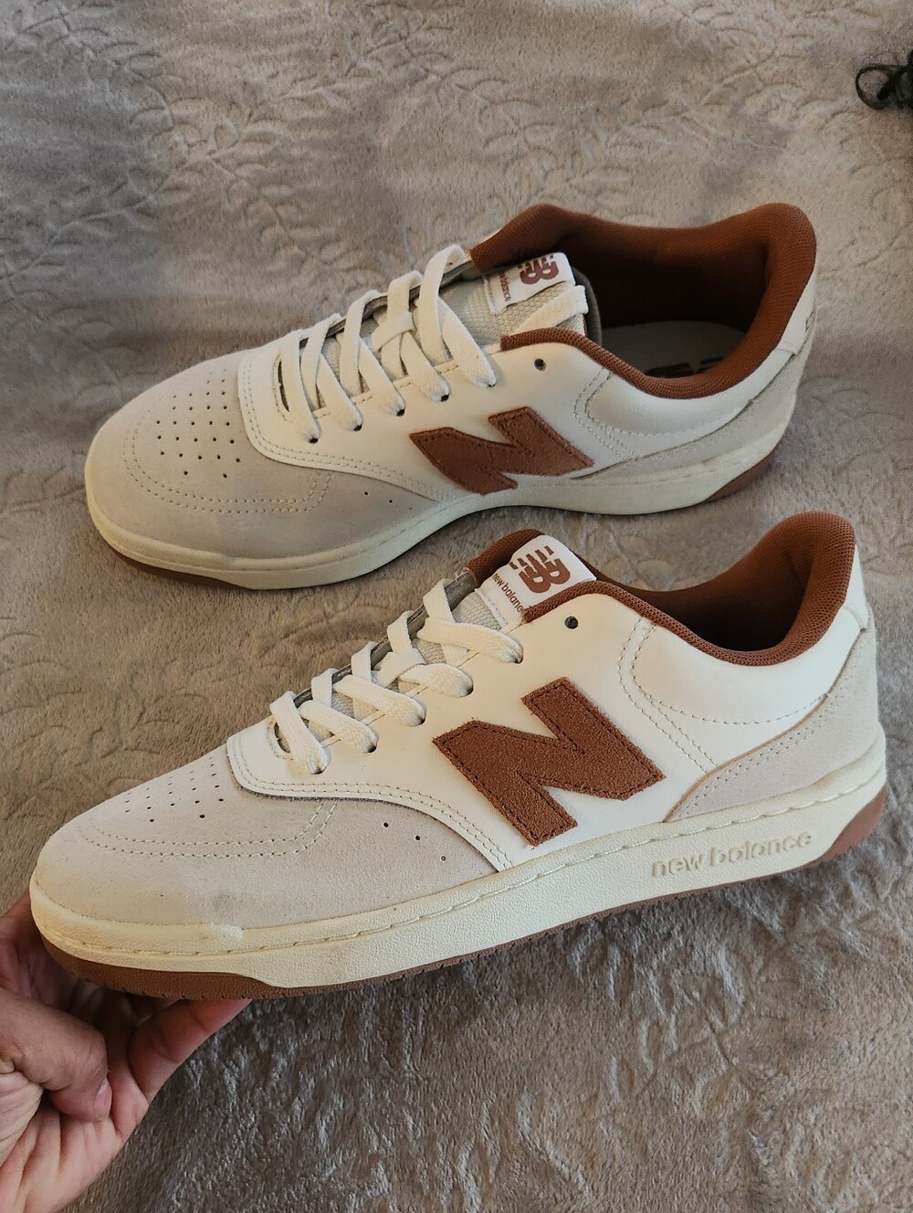 New Balance BB80 Men’s 9 Cream & Brown / TAN Low-Top Sneakers WOMENS 10.5